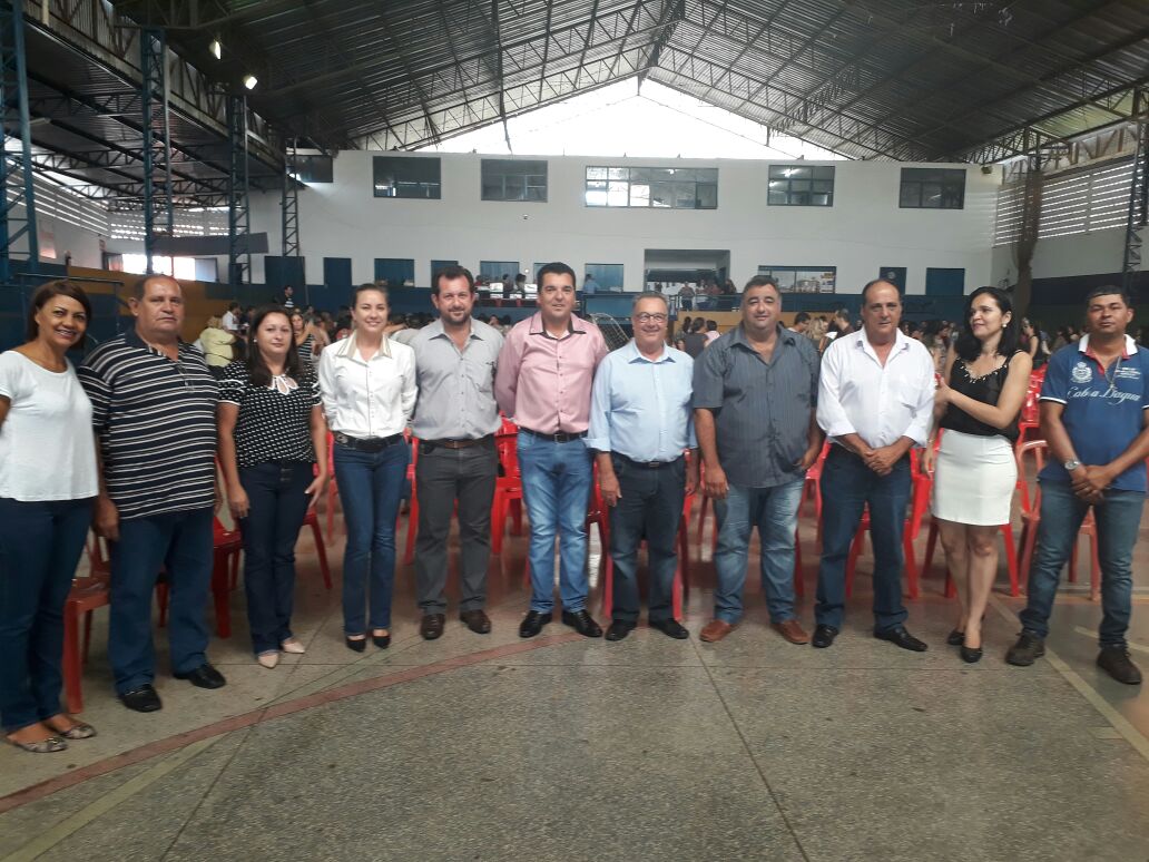 Vereadores aprovam moção coletiva em homenagem ao Dia dos Pais